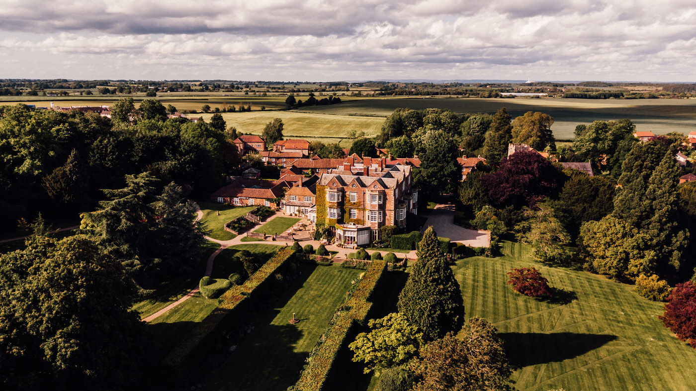 https://joelskinglephotography.co.uk/goldsborough-hall-wedding-photographs/