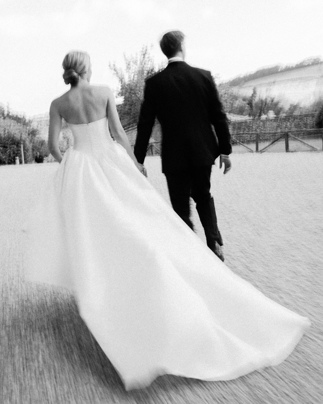 There’s a balance I’m always looking for when I photograph a wedding; imagery that feels considered and editorial, without ever losing the emotion and spontaneity that make the day yours.E&D’s wedding at Antico Borgo San Lorenzo was the perfect example. Gentle guidance when it was needed, beautiful Italian light and an incredible setting, but always leaving space for the real reactions,  movement,  laughter and those fleeting moments that couldn’t be recreated if we tried.For me, the most beautiful wedding photographs aren’t just about how everything looked. They’re about telling the story of how it felt - through romantic portraits, honest moments and all the pieces in between, captured with an editorial eye but allowed to unfold naturally.A wedding story that feels elevated, authentic and completely your own.Venue @anticoborgosanlorenzo
Caterer @jacopo_bando
Dress @readyorknot
Designer @jennyyoonyc
Groom’s Suit @josabank
Violin @musicalviolinoweddingtuscany
Hair & Makeup @saradinardomakeup
DJ Leon @djzanoitaly
Cake @le.chiacchiere.di.lu
Bride @elizabethjanecek
Groom @dylan_janecekFor couples planning a destination wedding in Tuscany, Antico Borgo San Lorenzo is an incredible setting for relaxed, romantic and editorial wedding photography in the heart of the Italian countryside.