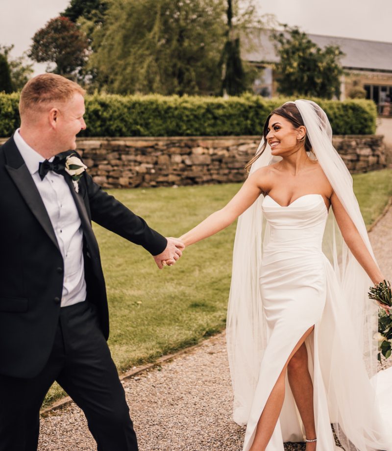 Lily and joe_Wed_Yorkshire wedding barn wedding photography_070623-0544